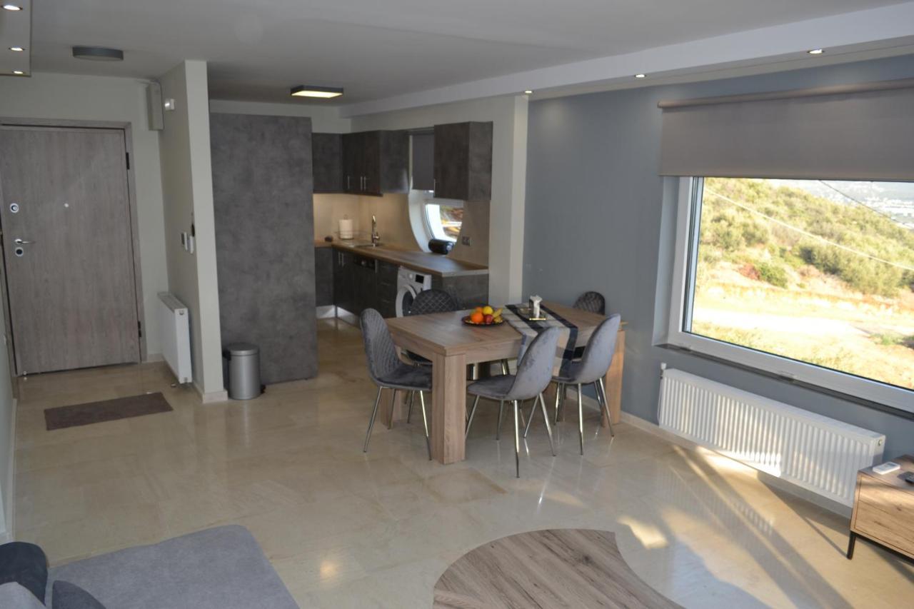 Stergiou Luxury Apartments With Shared Pool Anavyssos Exteriör bild